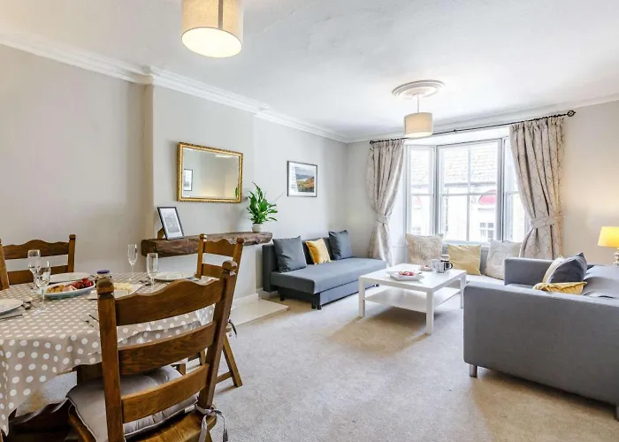 2 Bed In Harrogate Oc-88933 Vakantiehuis *