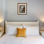 2 Bed In Harrogate Oc-88933 جسر باتيلي